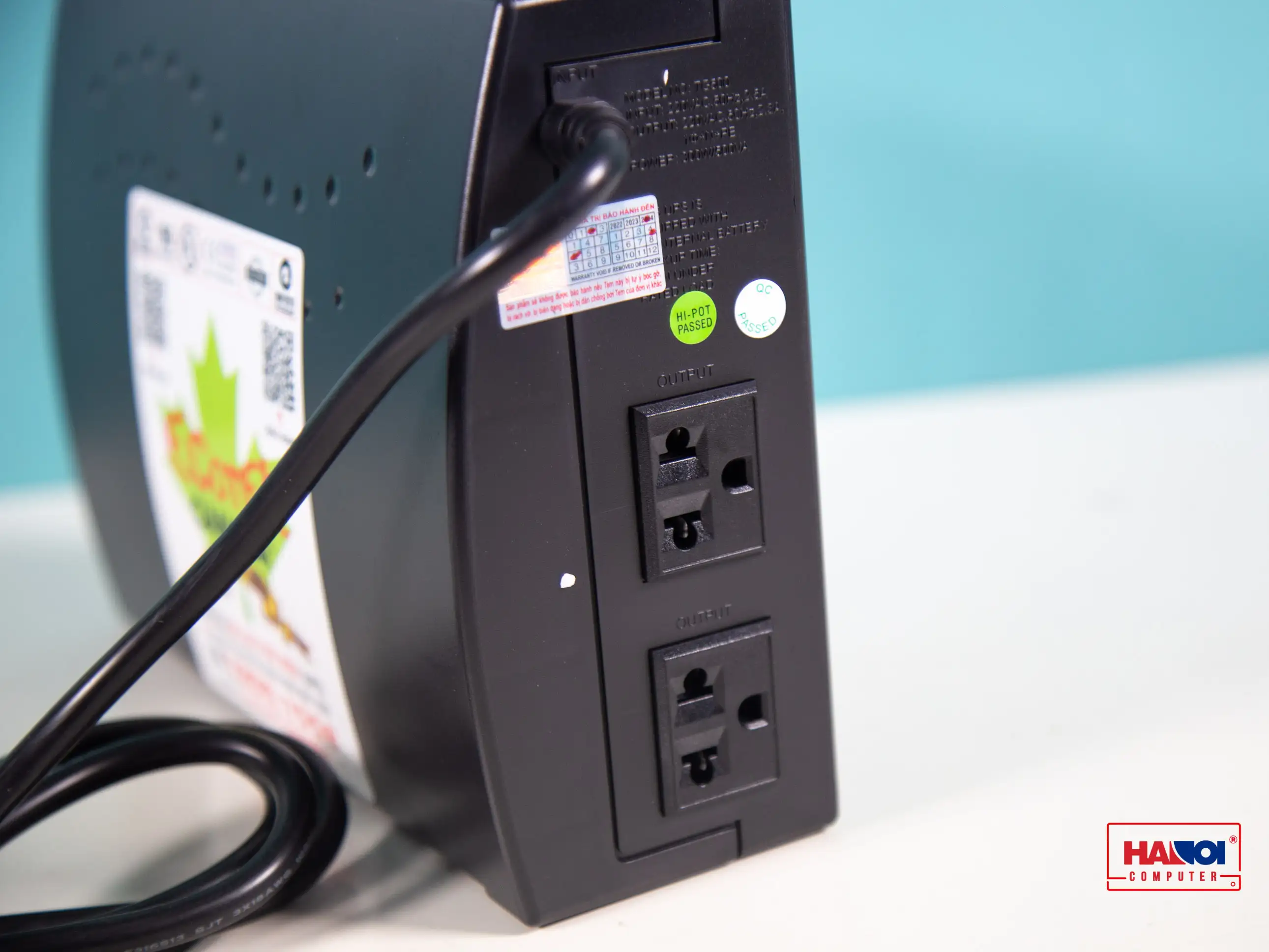 Bộ lưu điện UPS Santak TG500 (500VA/300W)