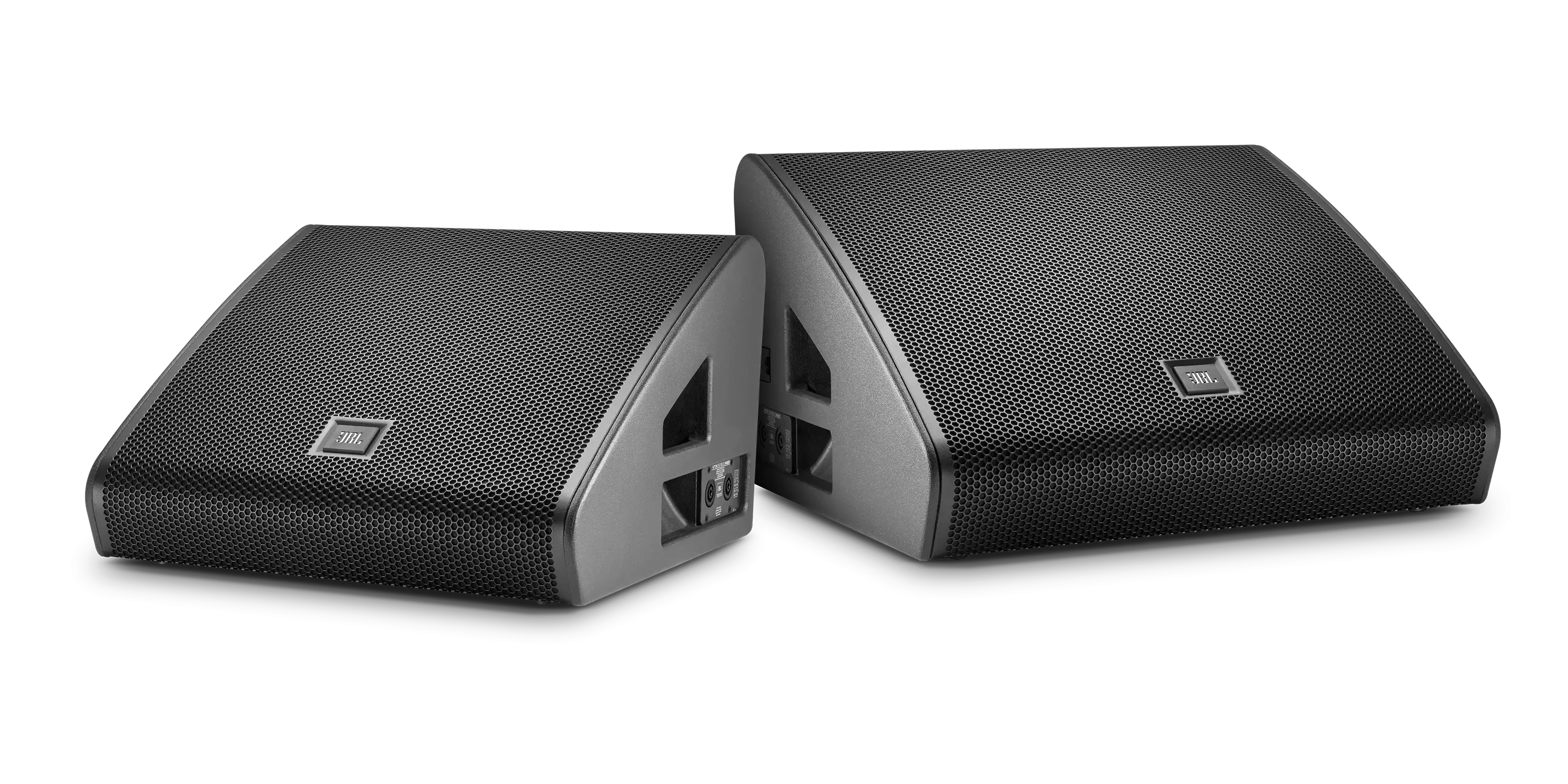 Loa kiểm âm JBL VTX M22 với thiết kế góc nghiêng 30 độ đặc biệt