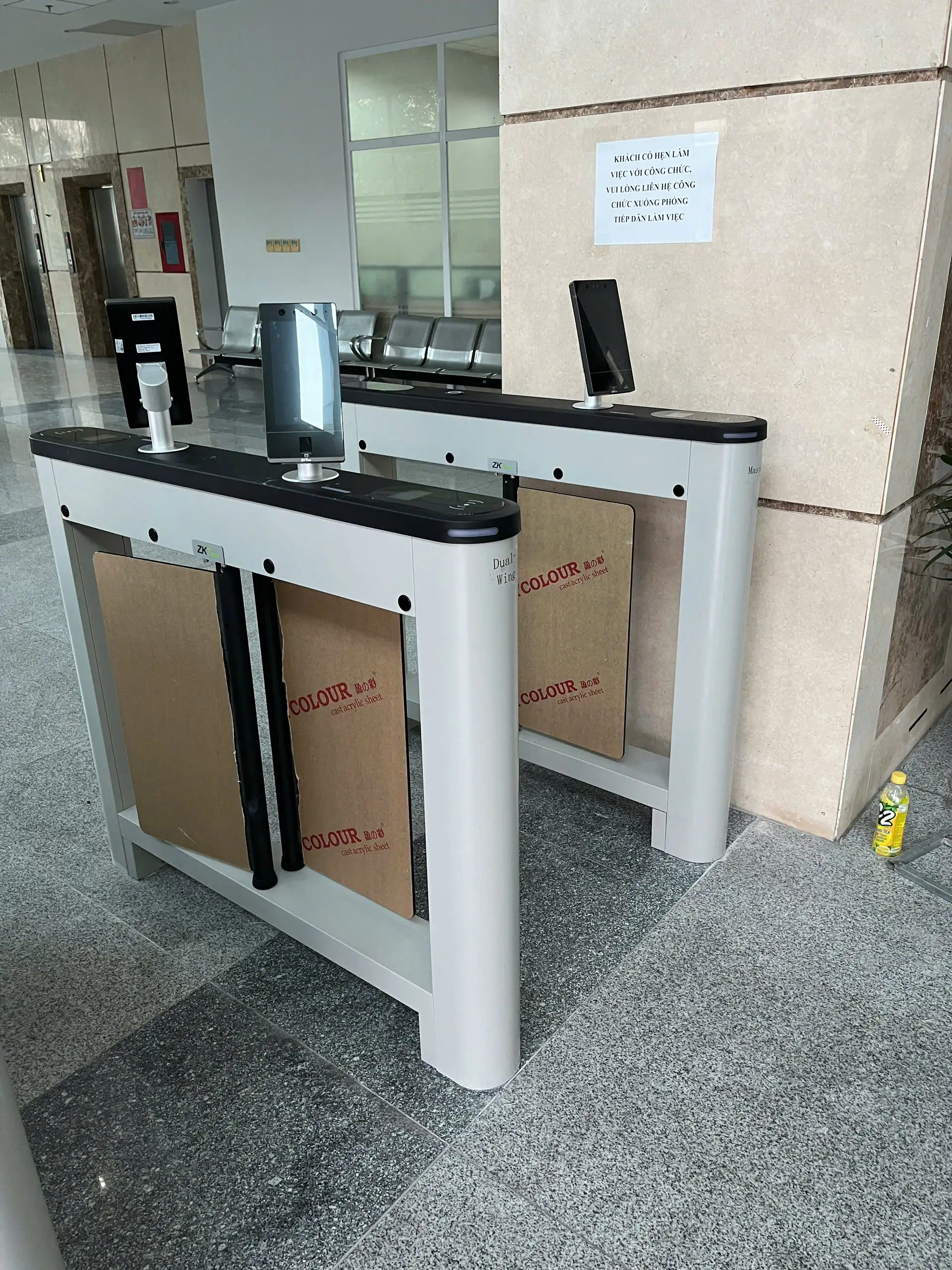 kiem soat ra vao cct hcm13