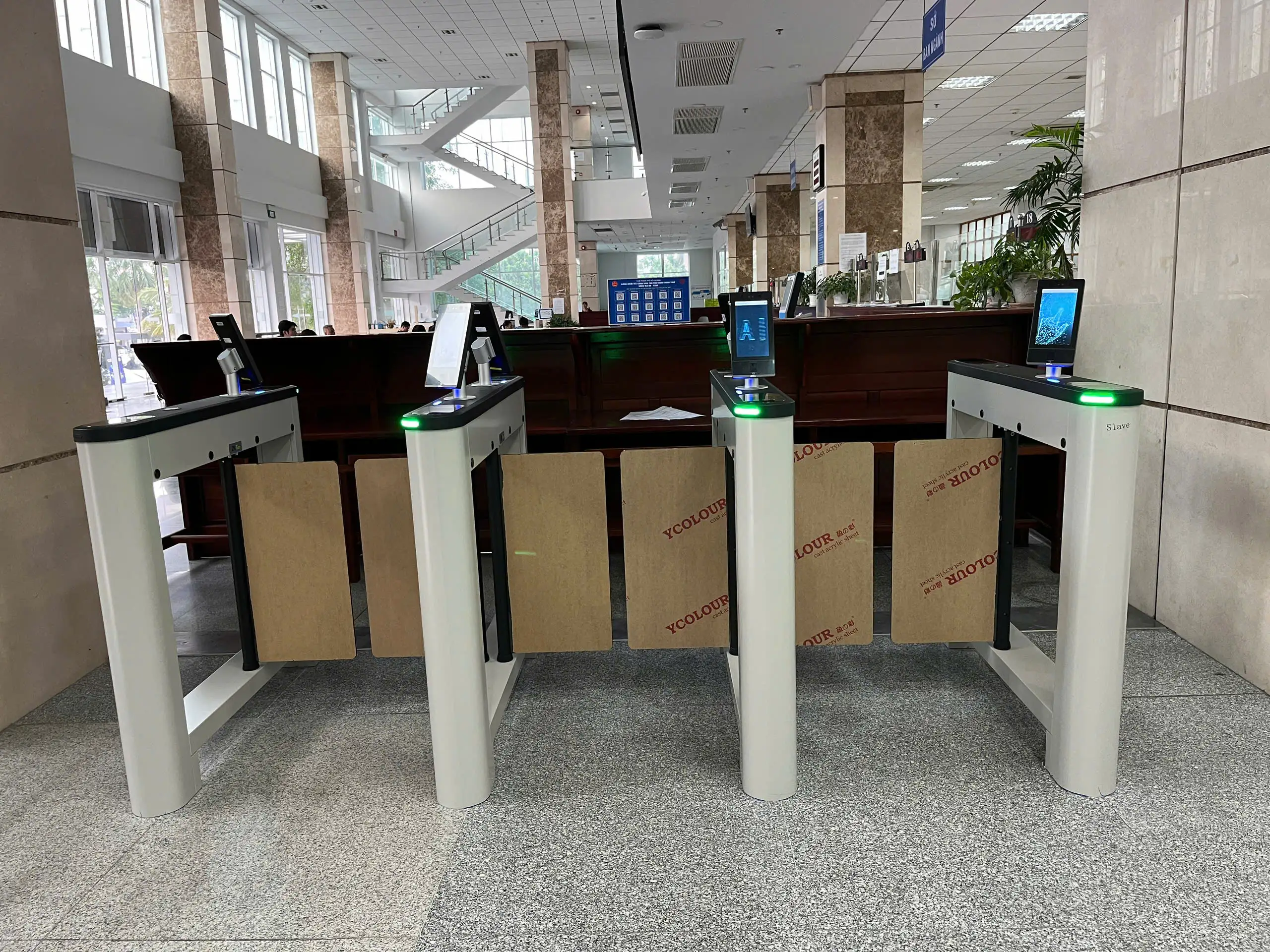 kiem soat ra vao cct hcm15