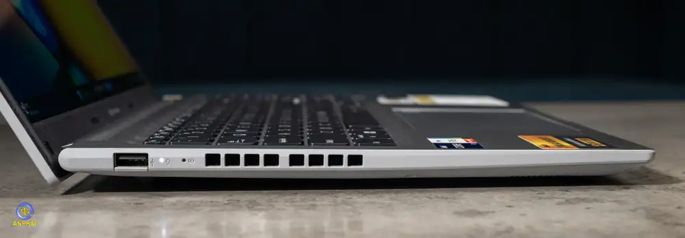 Laptop Asus Vivobook 15 X1504ZA-NJ1039W (Intel Core i7-1255U | 16GB | 512GB | Intel Iris Xe | 15.6 inch FHD | Win 11 | Bạc) 6 Laptop Asus Vivobook 15 X1504ZA-NJ1039W (Intel Core i7-1255U | 16GB | 512GB | Intel Iris Xe | 15.6 inch FHD | Win 11 | Bạc) - Ảnh 6