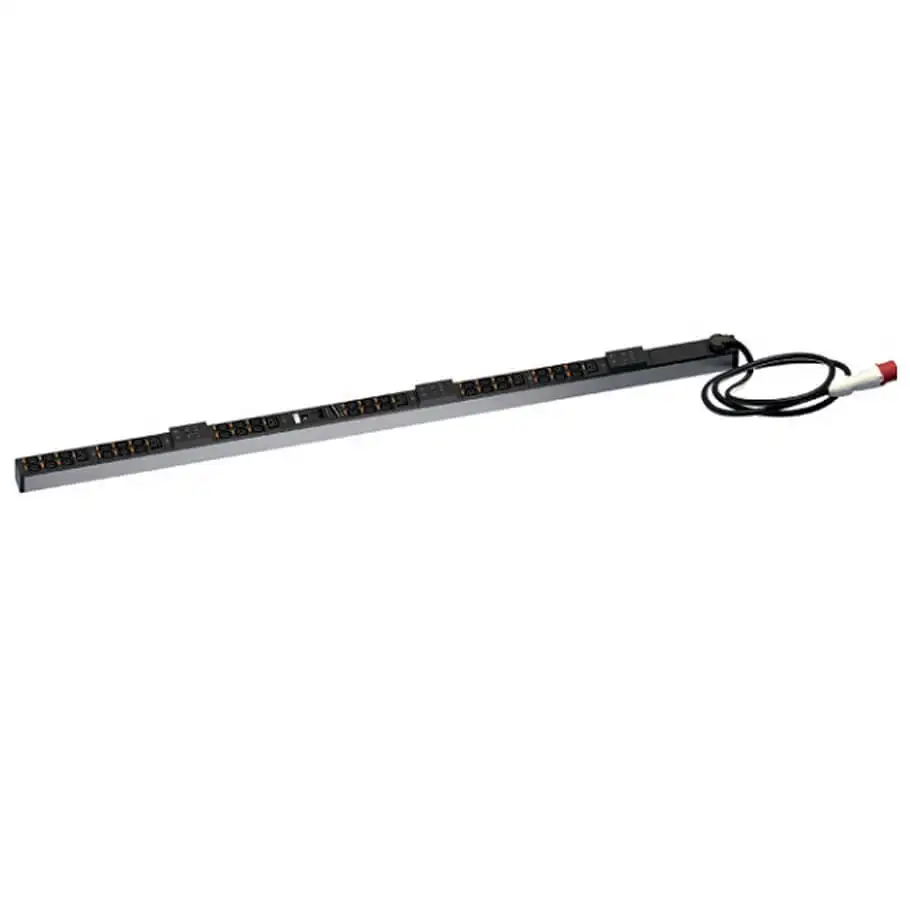 Thanh nguồn PDU 42 ổ cắm rack 19” LEGRAND 646116