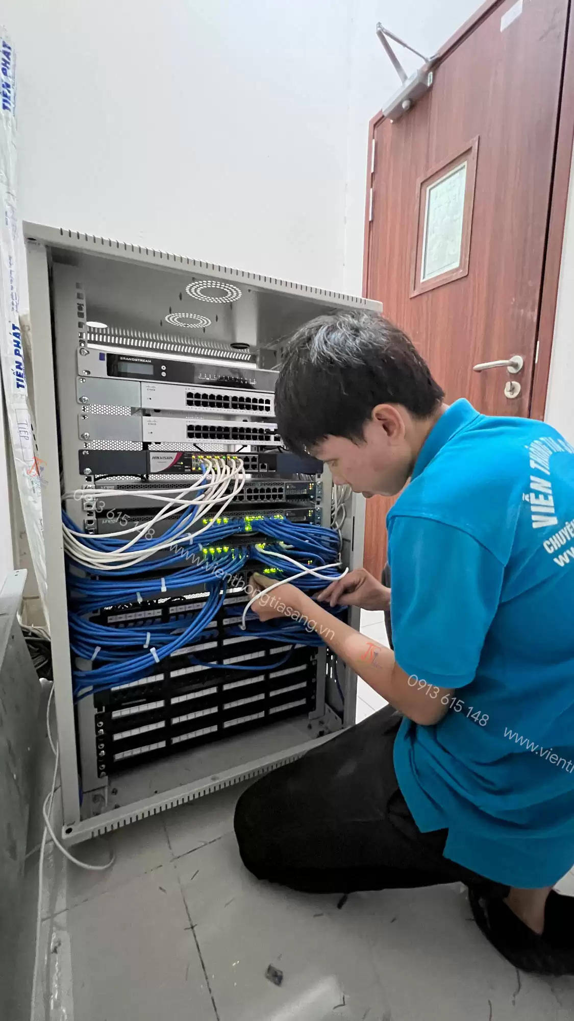 3/1/2023 Tia sáng thi công Hệ thống mạng | Gò Vấp