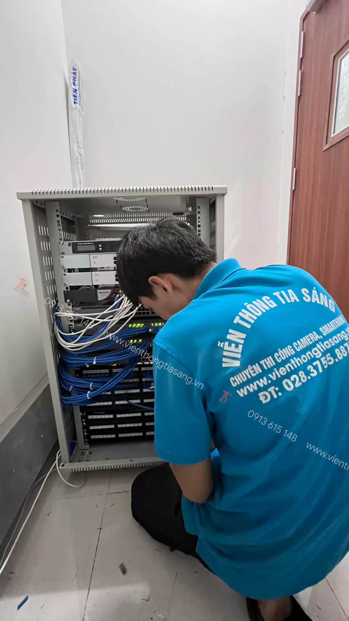 3/1/2023 Tia sáng thi công Hệ thống mạng | Gò Vấp